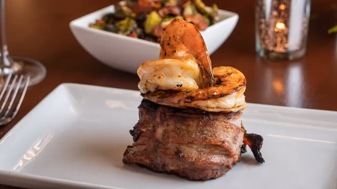 Mouthwatering steaks and great wines - Guerra Steakhouse VA Arlington