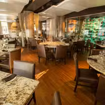 A photo of Venice Ristorante & Wine Bar restaurant