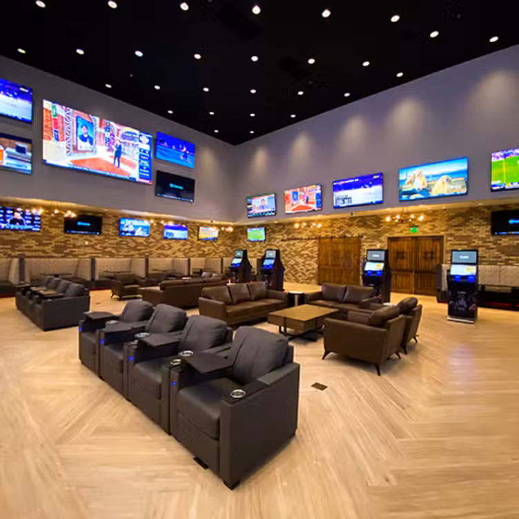 Interior - Sol Sports, Tucson, AZ