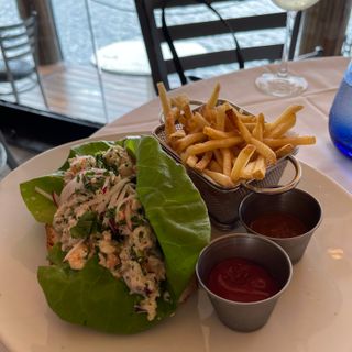 Blue Moon Fish Co. - Updated 2026, Seafood Restaurant in Fort Lauderdale, FL