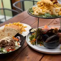 Una foto del restaurante Leopold Sportsman’s Club
