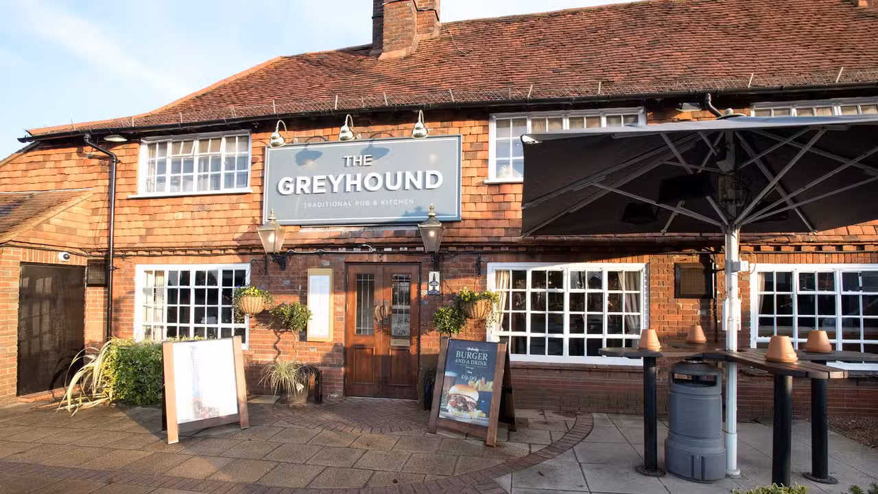 Exterior - Greyhound Aldershot, Aldershot, Hampshire