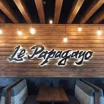 Una foto del restaurante Le Papagayo Carlsbad
