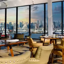 Foto von Molos Restaurant