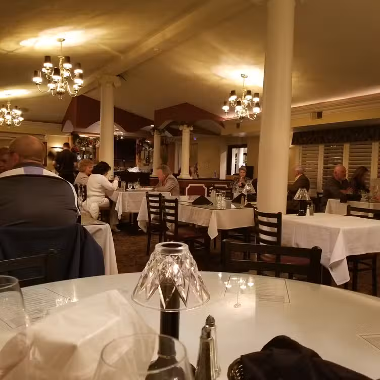 Interior - The Wooden Nickel Restaurant & Lounge - Monroeville, Monroeville, PA