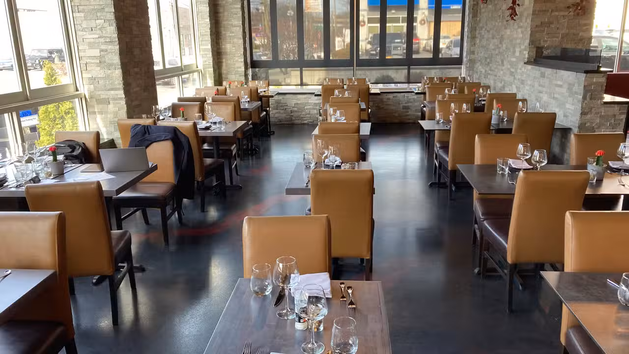 Binnenkant - Lava Restaurant and Lounge, Staten Island, NY