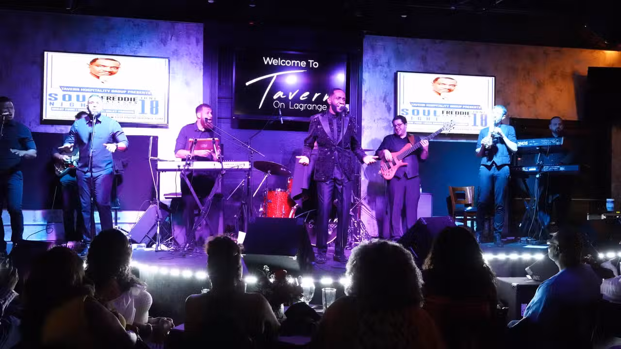 Freddie Jackson Live At Tavern On Lagrange - Tavern On La Grange - Fine Dining and Live Entertainment, Countryside, IL