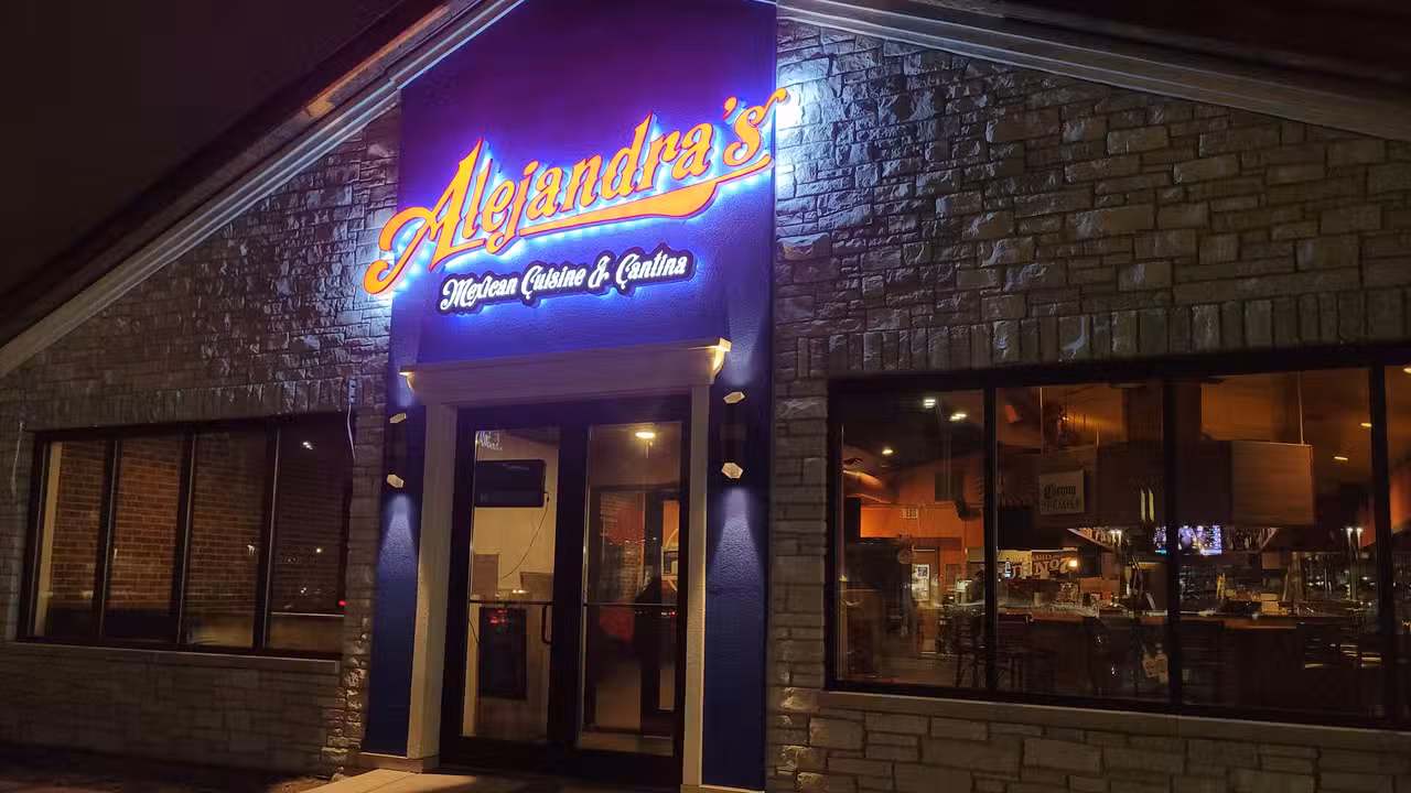 Exterior - Alejandras Mexican Cuisine, Northlake, IL