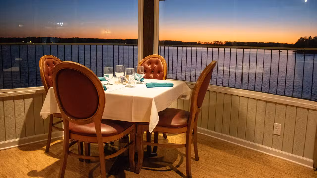 Interior - The Mariner's, Natchitoches, LA