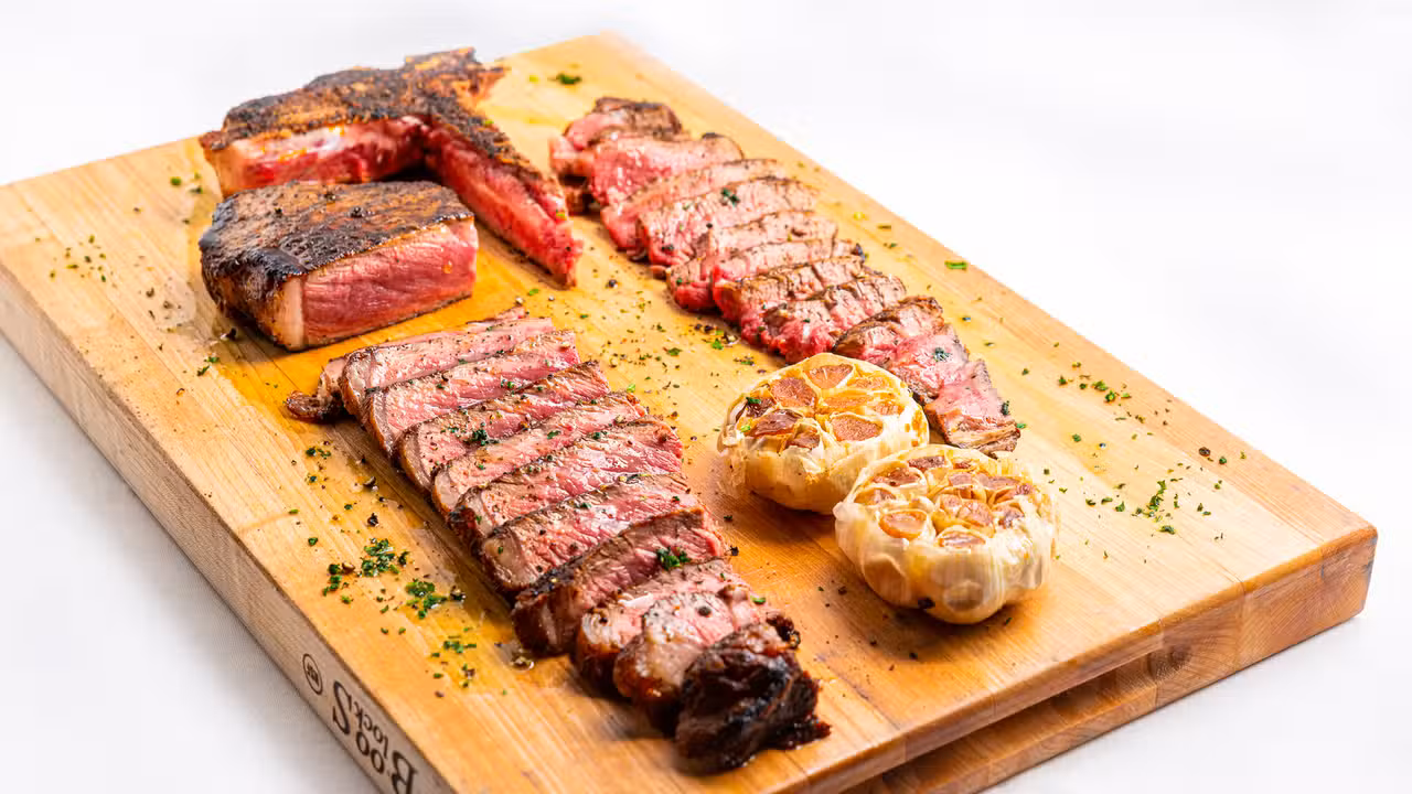 A Rare Steakhouse, Well Done - Porterhouse - Rosebud Steakhouse - Chicago, Chicago, IL