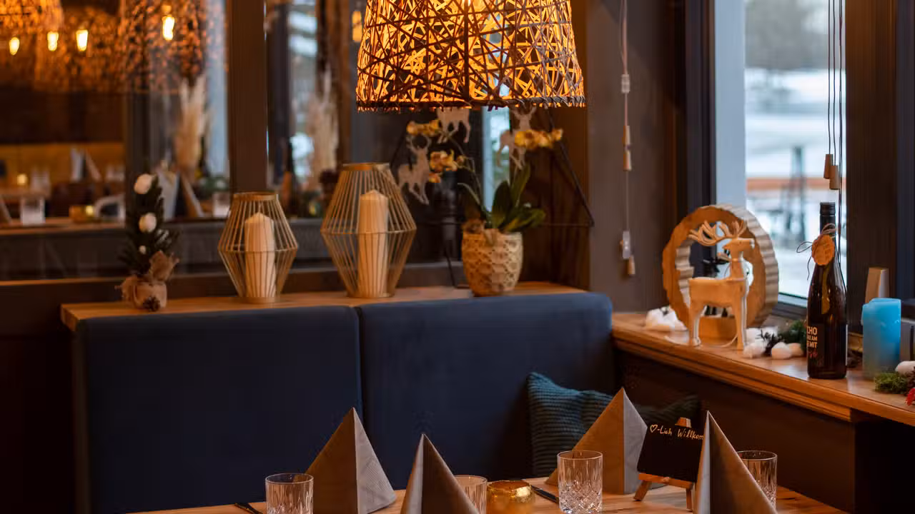 Modern, Trendig, Fisch, Fleisch, Regional, See - FERINGAS Restaurant, Unterföhring, BY