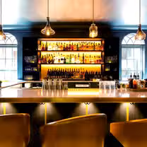 Una foto del restaurante The Study