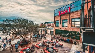 Troy's at Texas Live!