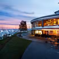 A photo of Palisade restaurant