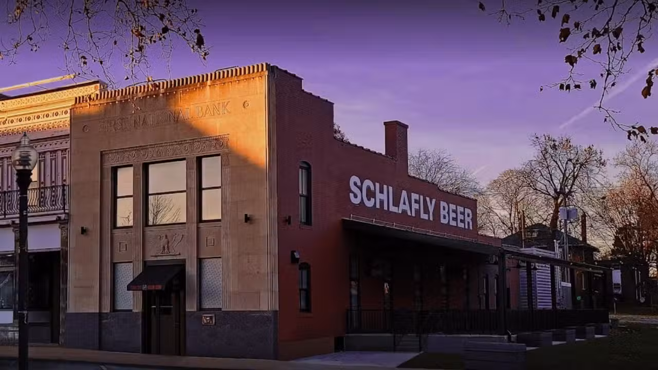 Buitenkant - Schlafly Highland Square, Highland, IL