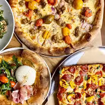 A photo of Alta Via Pizzeria restaurant