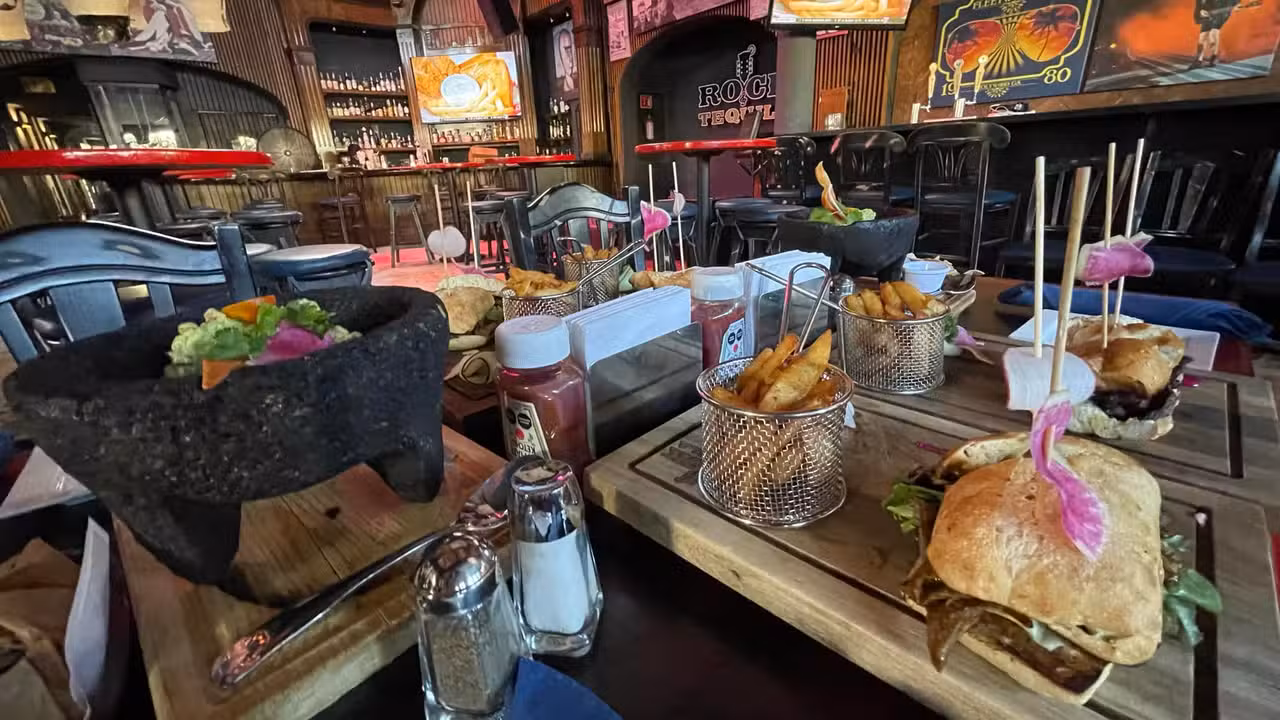 Food - Rock y Tequila, Cabo San Lucas, BCS