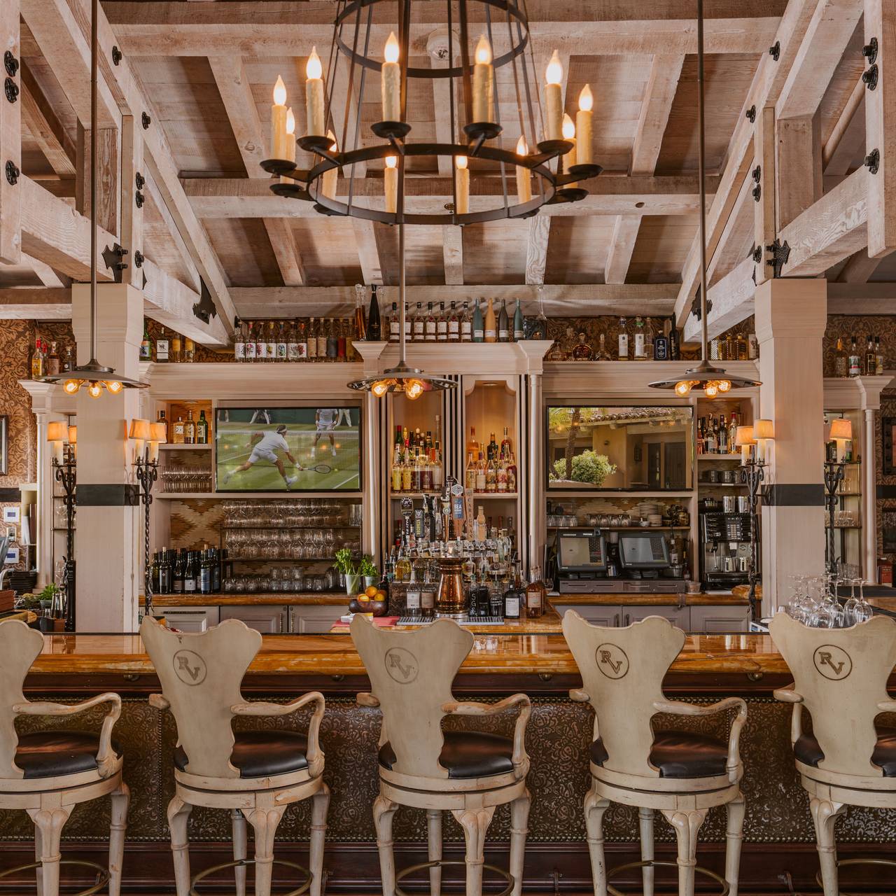 Summer Travel: Top Hotel Restaurants and Restaurant Guides | OpenTable US
