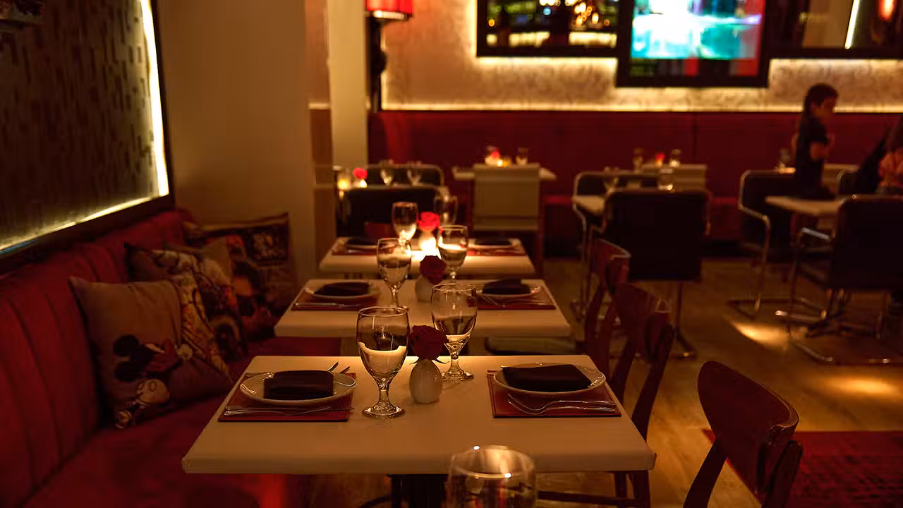 Lola - Lincoln - Lola Restaurant & Grill - Lincoln Rd. - Permanently Closed, Miami Beach, FL