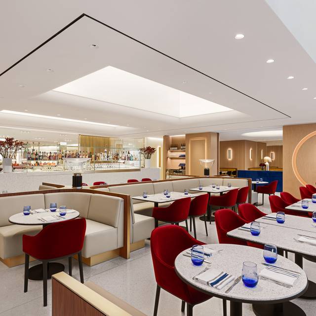 Holts Café Bloor Restaurant - Toronto, ON | OpenTable