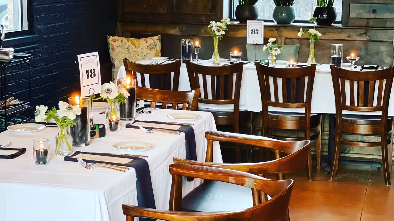 インテリア - The Walrus Room IL Geneva