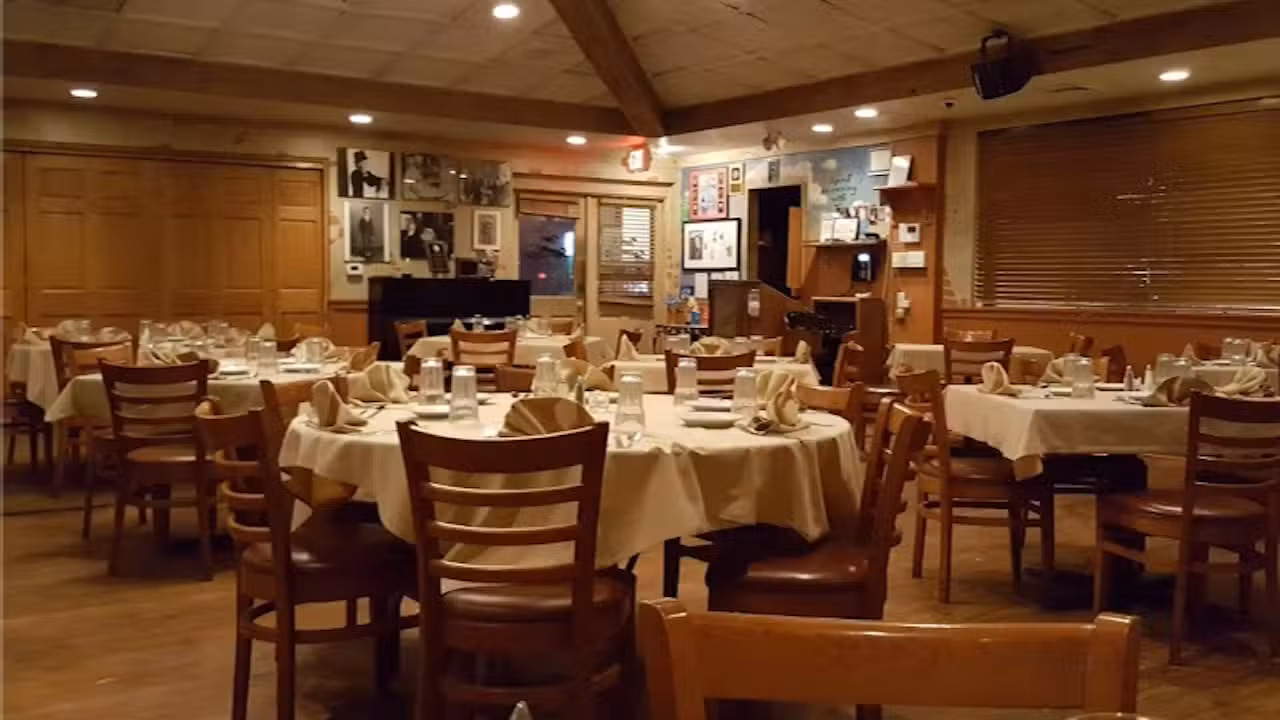 Dining Room - Tony Spavone's Ristorante, Bloomingdale, IL