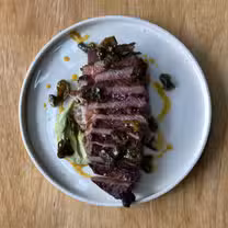 A photo of Laurelhurst Market restaurant