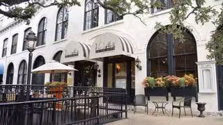 Foto von Vic's on the River Restaurant