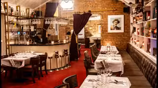 A photo of 1909 restaurant