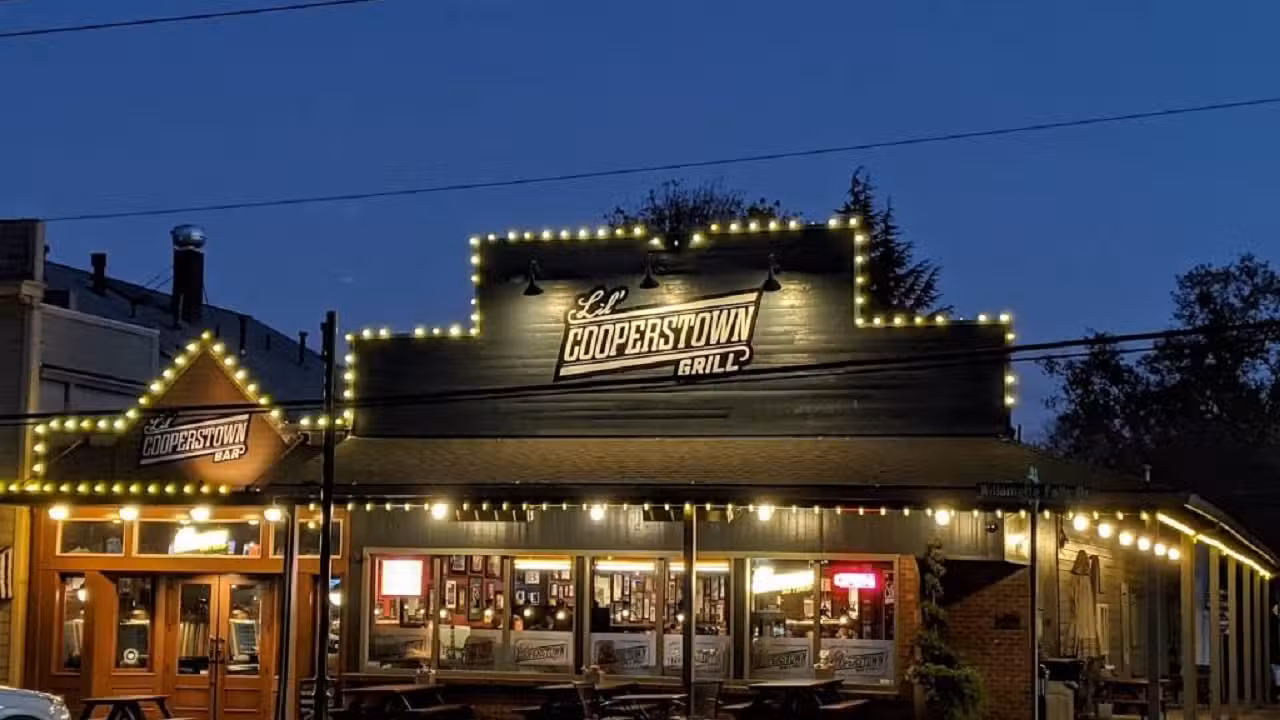 Exterior - Lil' Cooperstown Bar & Grill - West Linn, West Linn, OR