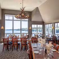 Foto von Windows Restaurant at Rocky Crest Restaurant