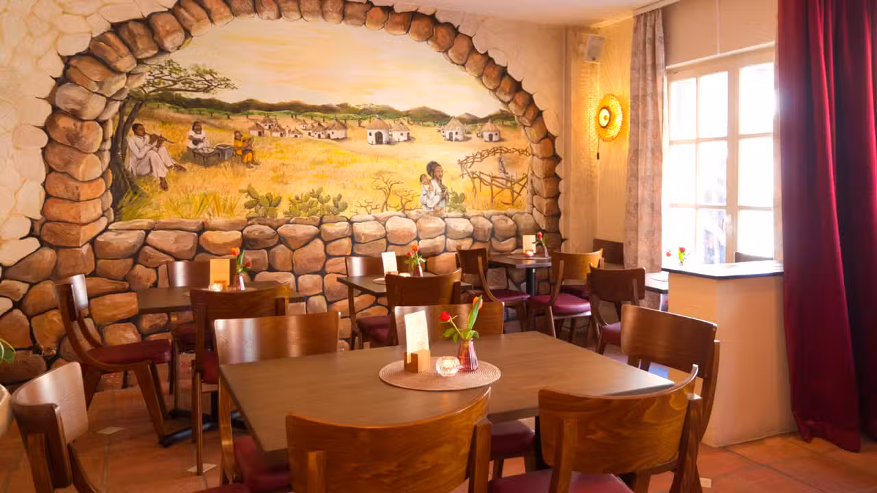 Interior - Savanna Restaurant, Frankfurt am Main, HE