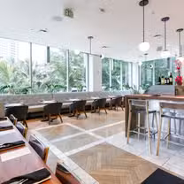 Una foto del restaurante Dean & Deluca Hawaii, The Artisan Loft