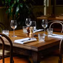 Una foto del restaurante Fox and Finch