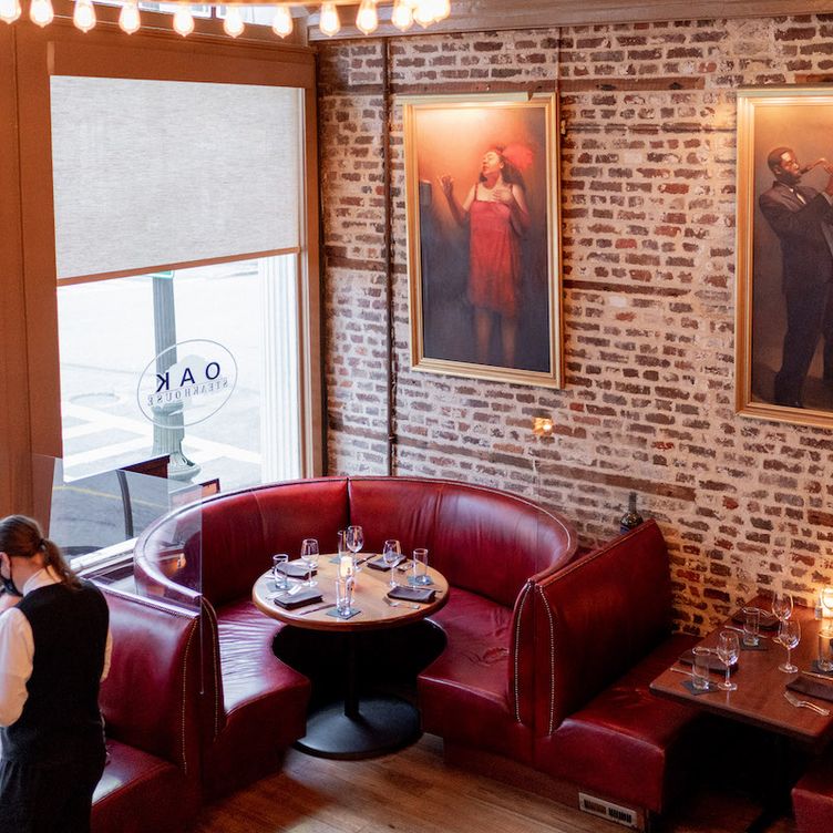 Oak Steakhouse - Charleston