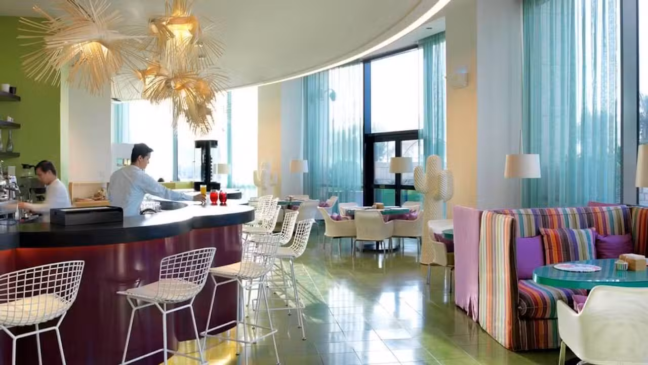 Binnenkant - Choco Café - Symphony Style Hotel, Salmiya, Salmiya