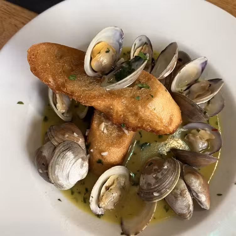Food - Mannino's Italian Bistro - Oceanfront, Virginia Beach, VA