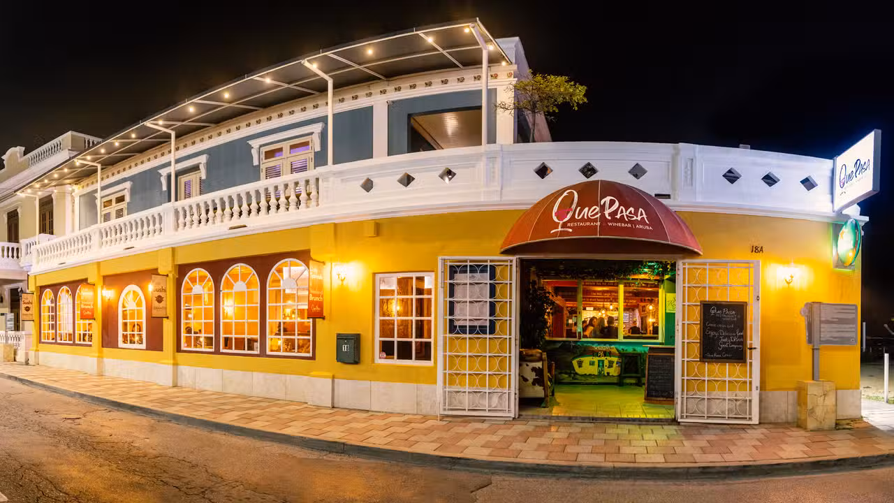 Exterior - Que Pasa? Restaurant- Art Gallery & Bar, Oranjestad, Aruba