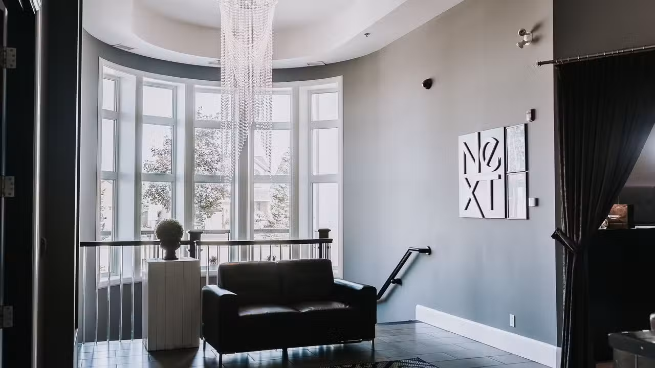 Casual Main Dining Room  - NeXT, Stittsville, ON
