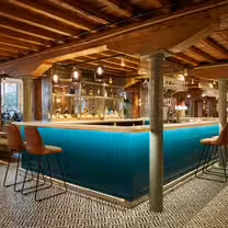 Foto von V & A Restaurant