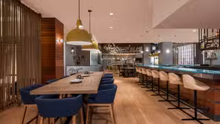 Una foto del restaurante Bronze Bird