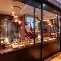 A photo of Central Michel Richard restaurant