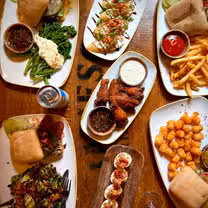 A photo of Ché - O'Bryonville restaurant