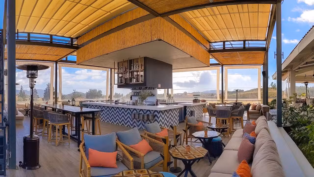 Interior - Bakuss Oyster Bar, Valle de Guadalupe, BCN