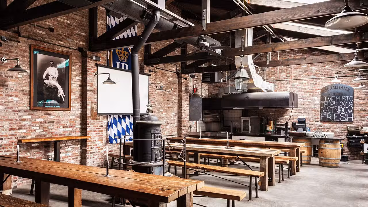 Pilsener Haus & Biergarten, Hoboken, NJ