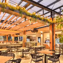 A photo of Verde restaurant