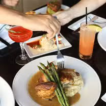 A photo of Hazelwood - Woodbury restaurant