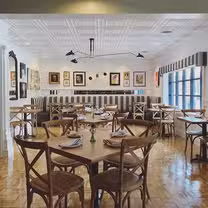 A photo of Plum Pt. Bistro restaurant