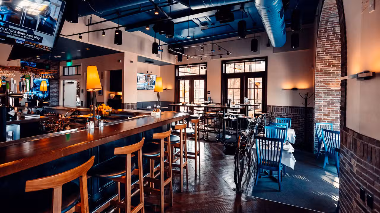 Scott's Seafood Roundhouse - Historic District Folsom, Folsom, CA