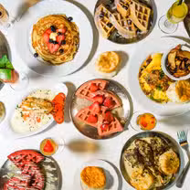 A photo of T's Brunch Bar - Midtown restaurant